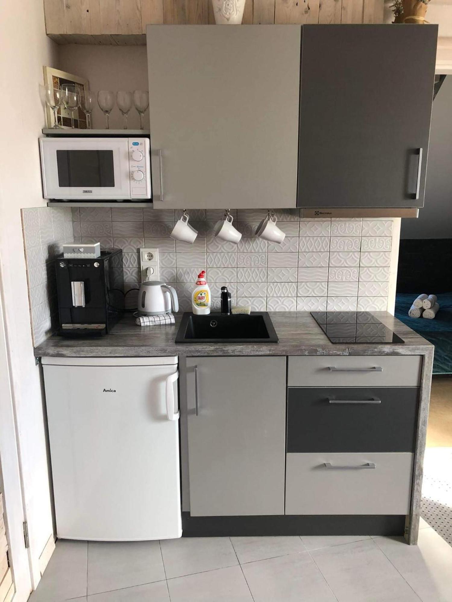 Dp Art Residence - Self Check In Kaunas Chambre photo